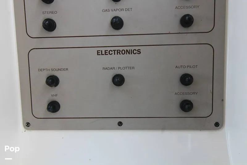 Slide: The Image of Fuse Panel - 16537946