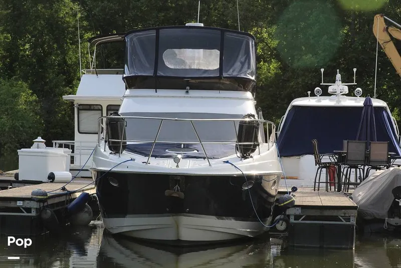 Slide: The Image of 2006 Regal Commodore 4080 Flybridge - 16537889