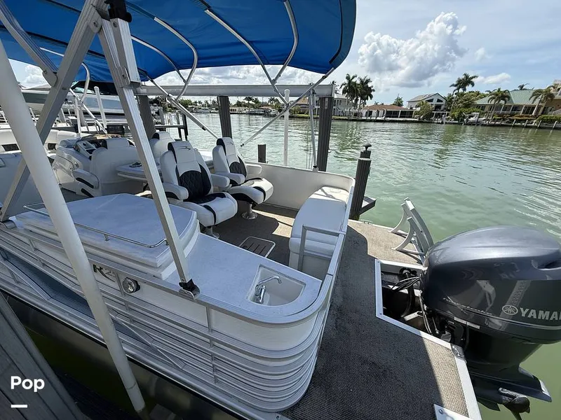 Slide: The Image of Platform. Swim ladder. Swivel. seats. - 16539916