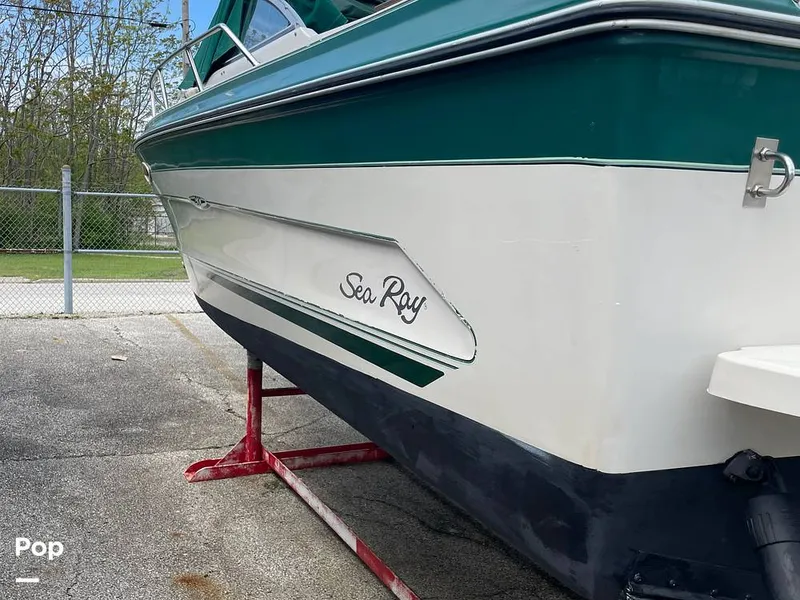 Slide: The Image of Sea Ray 230 1988 - 16485783