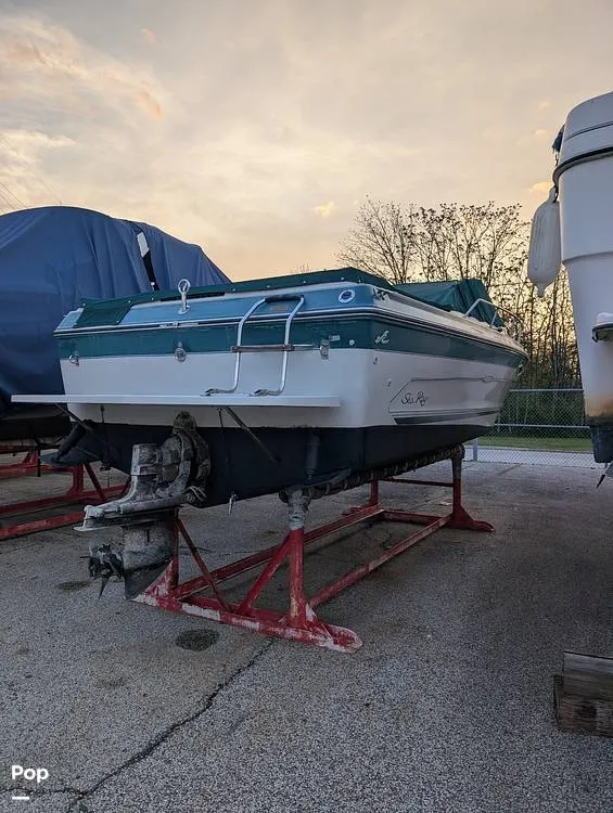 Slide: The Image of Sea Ray 230 1988 - 16485808