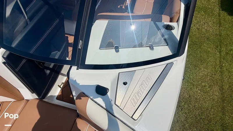 Slide: The Image of Malibu 22 LSV 2021 - 16506024