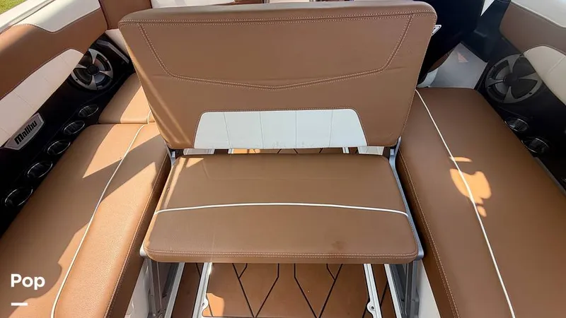 Slide: The Image of Malibu 22 LSV 2021 - 16506043
