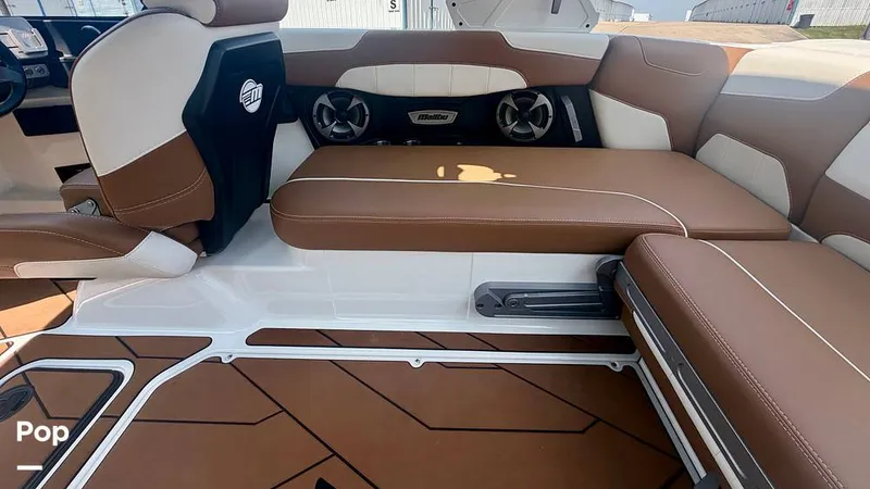 Slide: The Image of Malibu 22 LSV 2021 - 16506012
