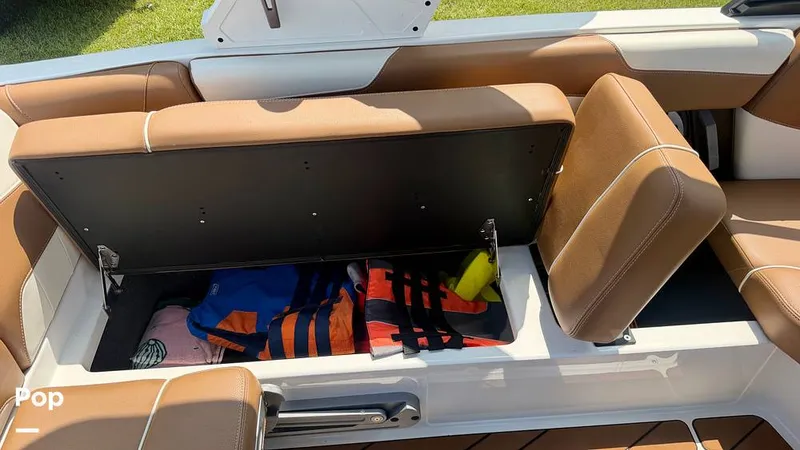 Slide: The Image of Malibu 22 LSV 2021 - 16506036