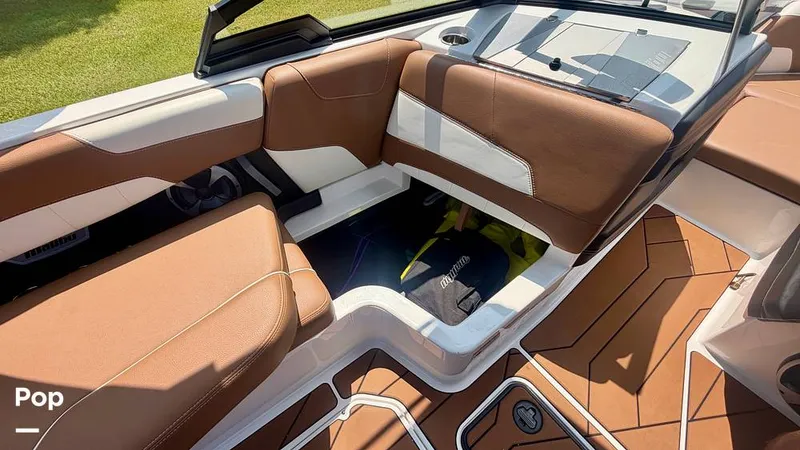 Slide: The Image of Malibu 22 LSV 2021 - 16506034