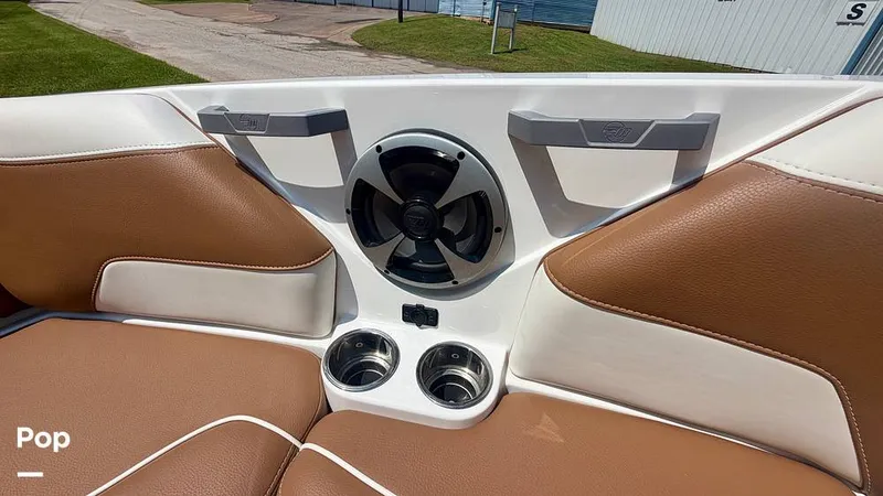 Slide: The Image of Malibu 22 LSV 2021 - 16506020