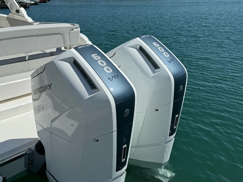 Slide: The Image of Tiara 43LS 2025 - 14