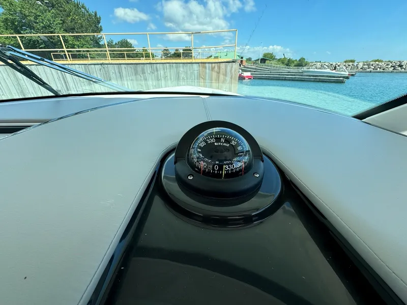 Slide: The Image of Tiara 43LS 2025 - 43