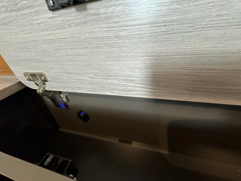 Slide: The Image of Tiara 43LS 2025 - 64