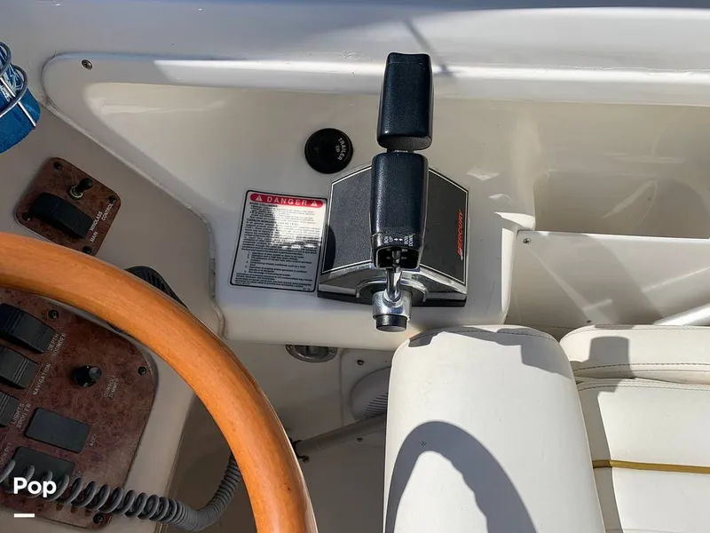 Slide: The Image of Sea Ray 290 Sundancer 2000 - 16582433