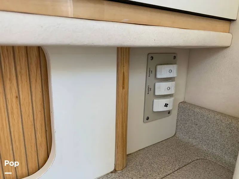 Slide: The Image of Sea Ray 290 Sundancer 2000 - 16582410