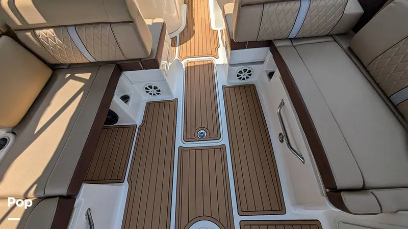 Slide: The Image of Sea Ray 290 Sundeck 2016 - 16547664