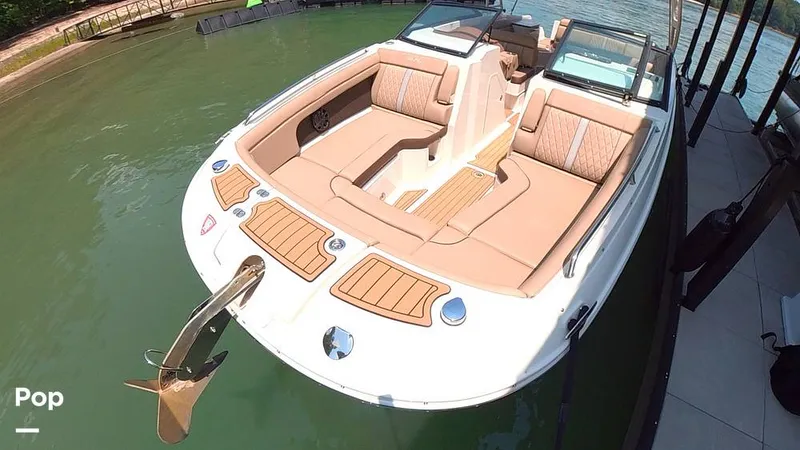 Slide: The Image of Sea Ray 290 Sundeck 2016 - 16547684