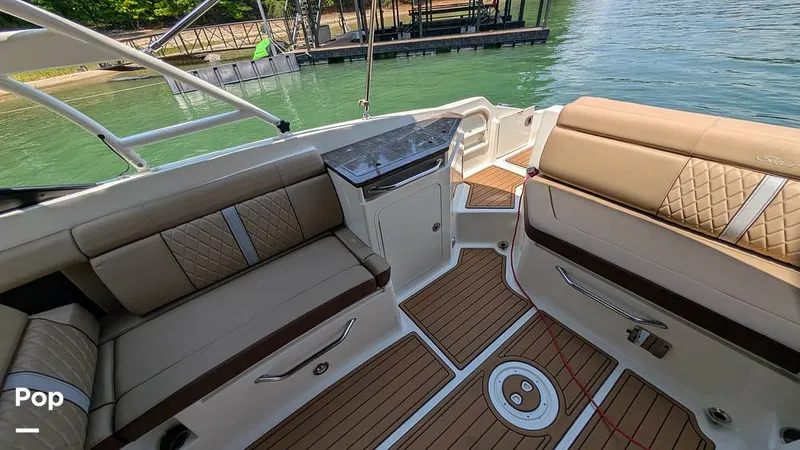 Slide: The Image of Sea Ray 290 Sundeck 2016 - 16547665