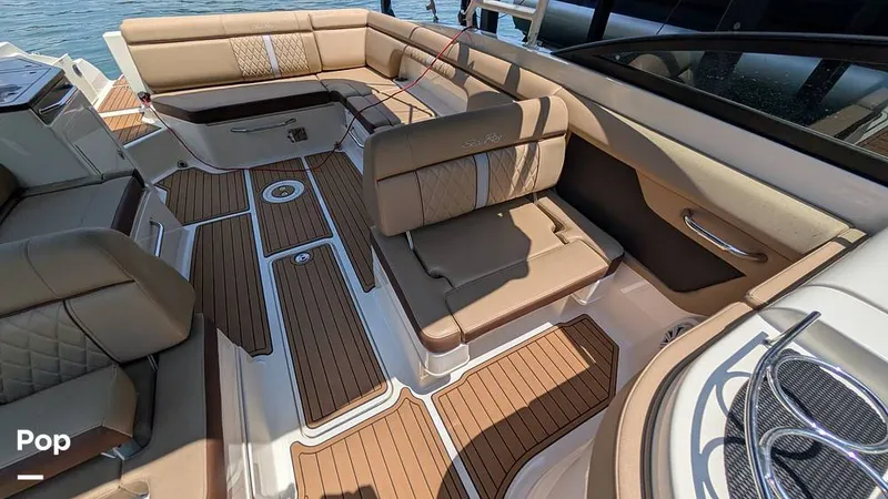 Slide: The Image of Sea Ray 290 Sundeck 2016 - 16547744