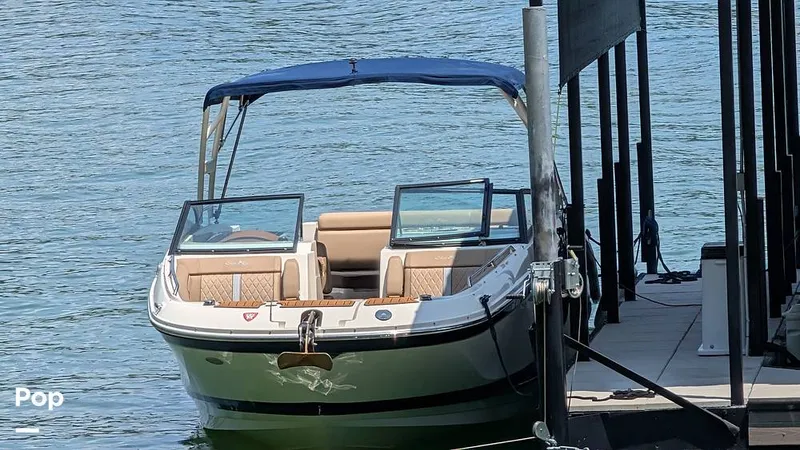Slide: The Image of Sea Ray 290 Sundeck 2016 - 16547685