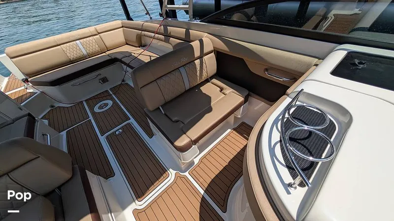 Slide: The Image of Sea Ray 290 Sundeck 2016 - 16547672