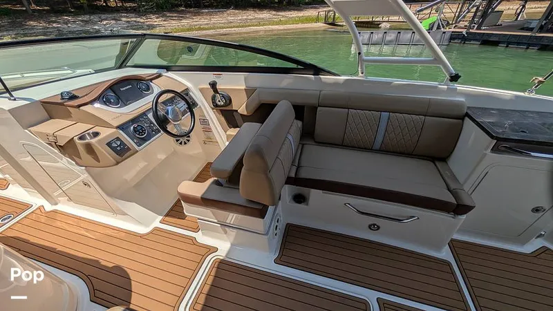Slide: The Image of Sea Ray 290 Sundeck 2016 - 16547705