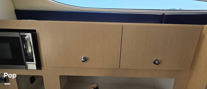 Slide: The Image of Bayliner 315 Cruiser 2012 - 16586367