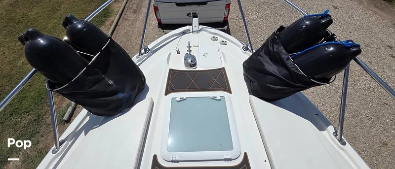 Slide: The Image of Bayliner 315 Cruiser 2012 - 16586392