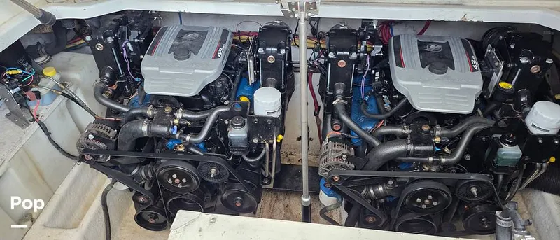 Slide: The Image of Bayliner 315 Cruiser 2012 - 16586422
