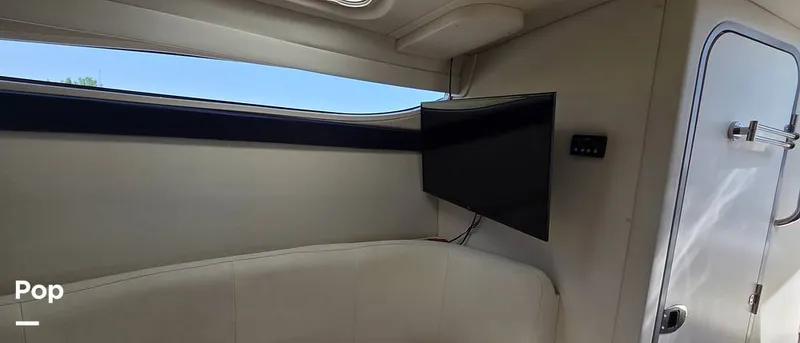 Slide: The Image of Bayliner 315 Cruiser 2012 - 16586354
