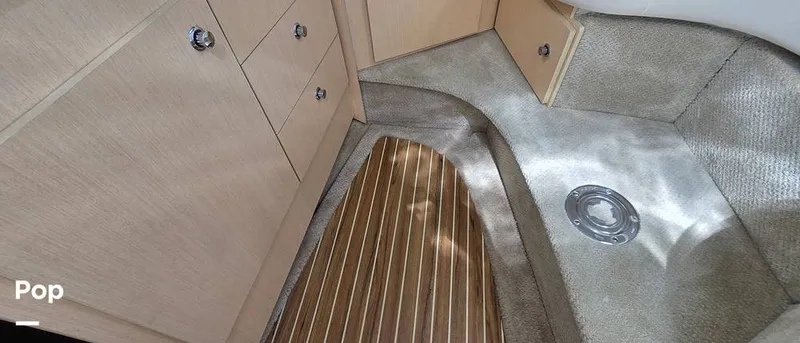 Slide: The Image of Bayliner 315 Cruiser 2012 - 16586350