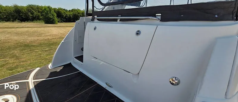 Slide: The Image of Bayliner 315 Cruiser 2012 - 16586405