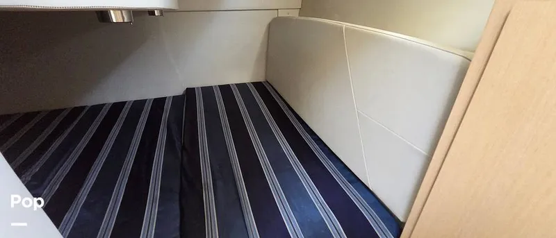Slide: The Image of Bayliner 315 Cruiser 2012 - 16586370
