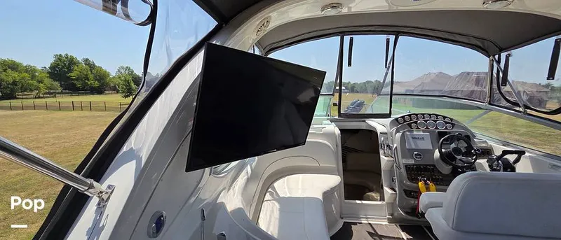 Slide: The Image of Bayliner 315 Cruiser 2012 - 16586327