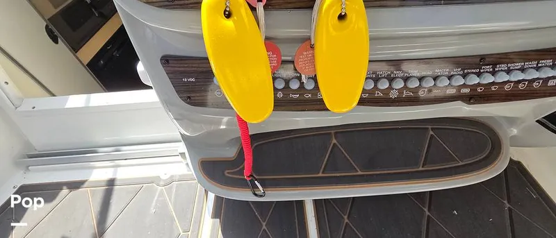 Slide: The Image of Bayliner 315 Cruiser 2012 - 16586346