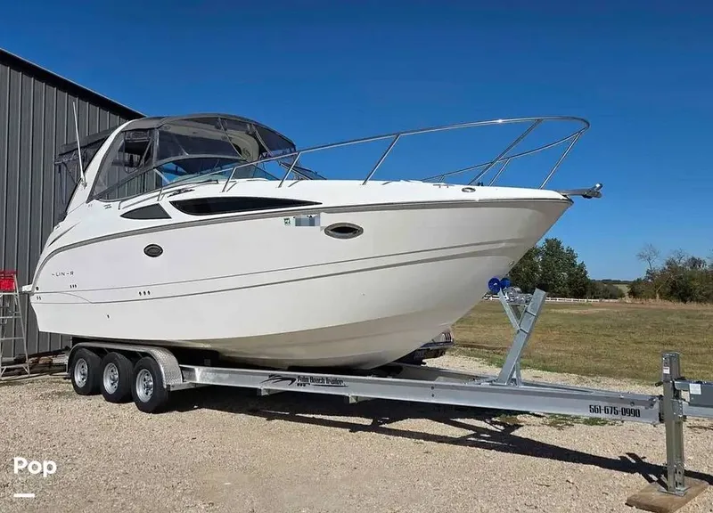 The Image of Bayliner 315 Cruiser 2012 - 16574709
