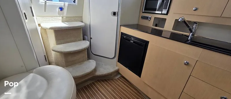 Slide: The Image of Bayliner 315 Cruiser 2012 - 16586360
