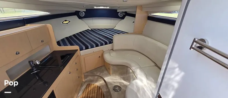 Slide: The Image of Bayliner 315 Cruiser 2012 - 16586384