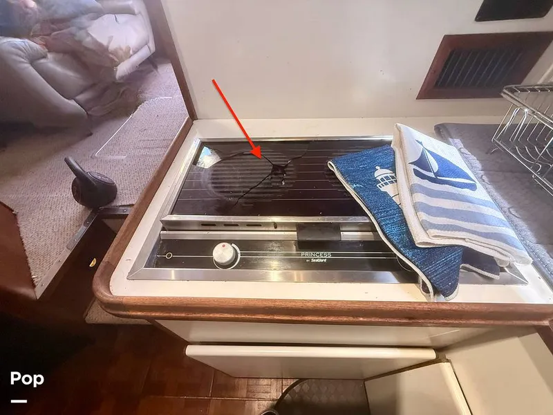Slide: The Image of Tiara 3600 Sportfish Convertible 1988 - 16560100