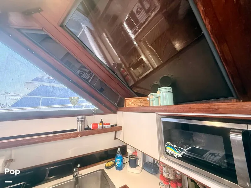Slide: The Image of Tiara 3600 Sportfish Convertible 1988 - 16560102