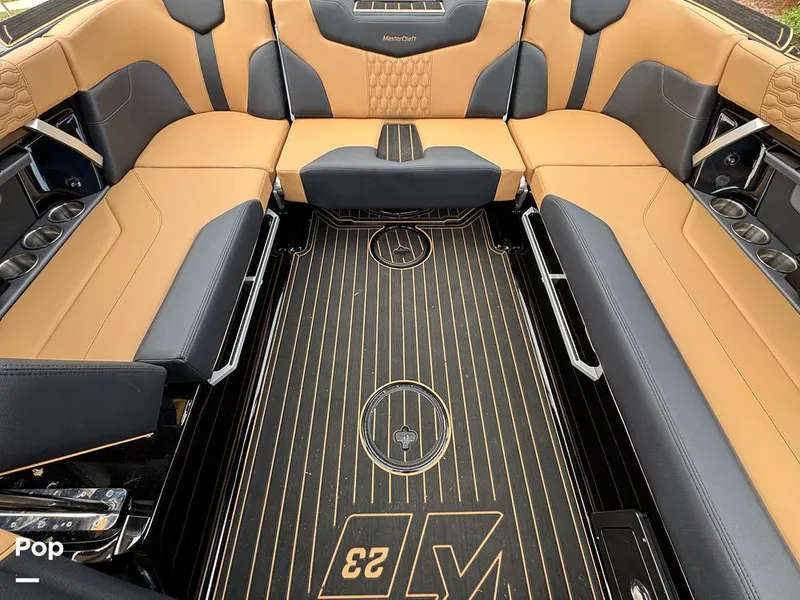 Slide: The Image of Mastercraft XT23 (Only 21hrs Ashley Kidd Edition) 2024 - 16541103