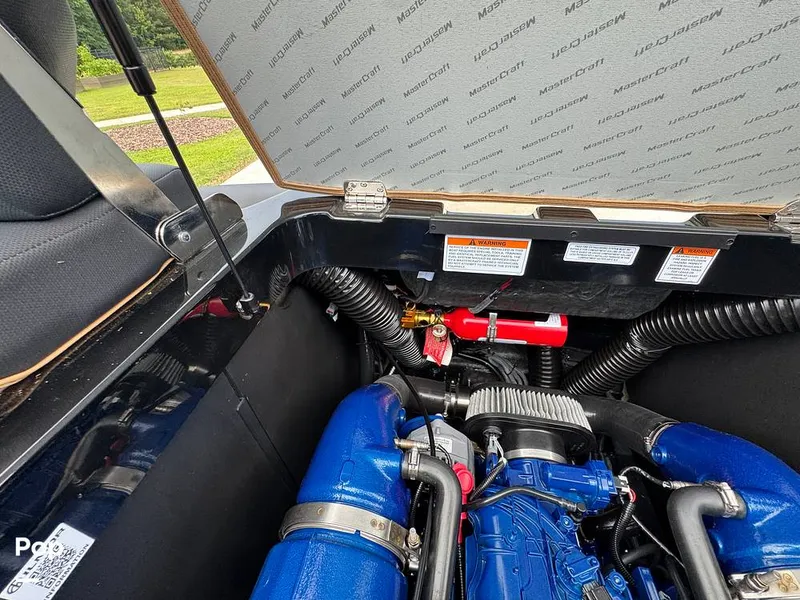 Slide: The Image of Mastercraft XT23 (Only 21hrs Ashley Kidd Edition) 2024 - 16541137