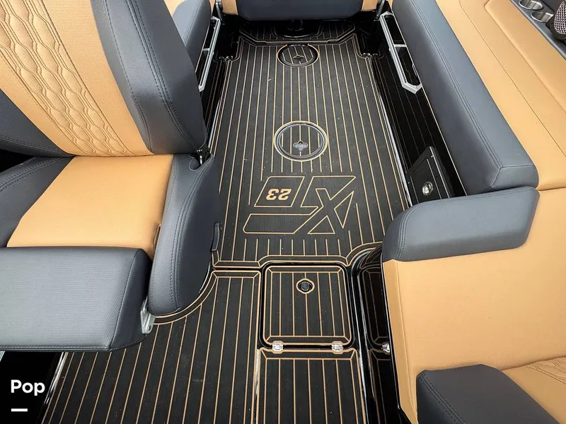 Slide: The Image of Mastercraft XT23 (Only 21hrs Ashley Kidd Edition) 2024 - 16541102