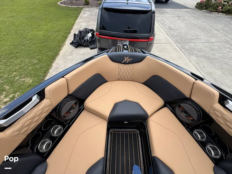 Slide: The Image of Mastercraft XT23 (Only 21hrs Ashley Kidd Edition) 2024 - 16541112