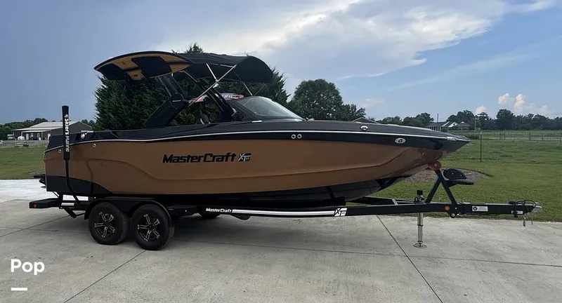 Slide: The Image of Mastercraft XT23 (Only 21hrs Ashley Kidd Edition) 2024 - 16541168