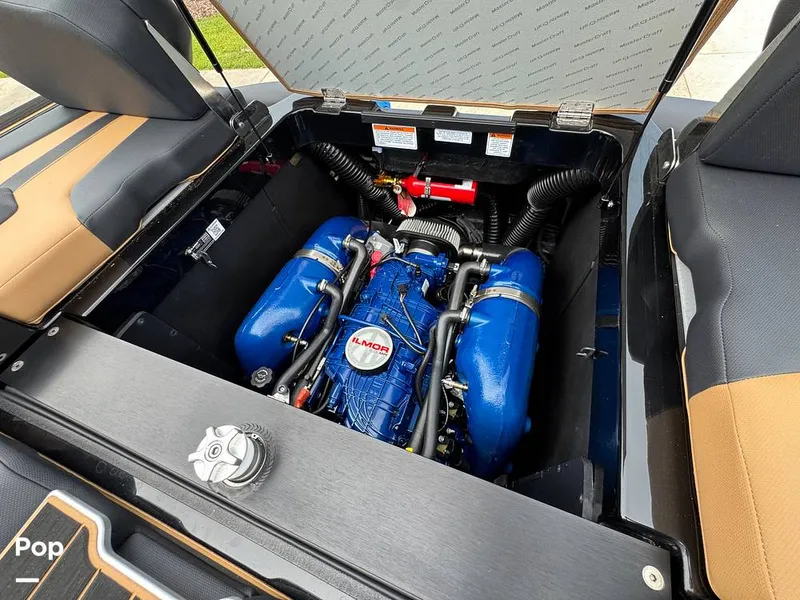 Slide: The Image of Mastercraft XT23 (Only 21hrs Ashley Kidd Edition) 2024 - 16541129