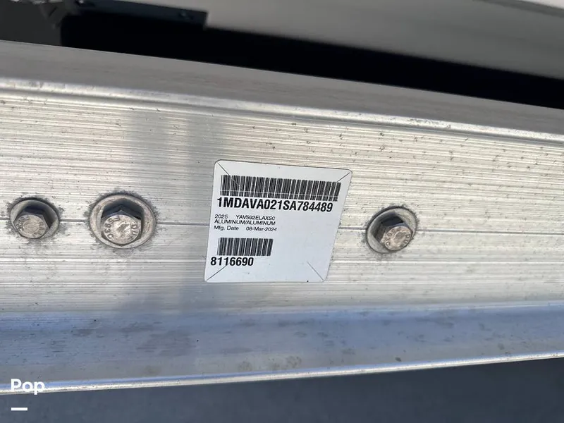 Slide: The Image of Yamaha 252 FSH Sport 2025 - 16531123