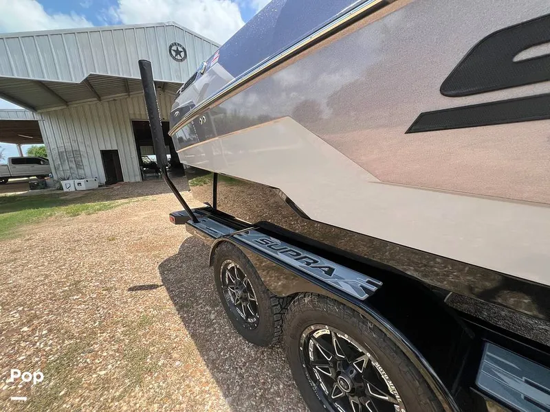 Slide: The Image of Supra SL 575 Raptor 2022 - 16517596