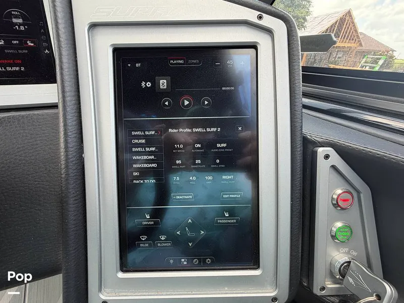 Slide: The Image of Supra SL 575 Raptor 2022 - 16517468
