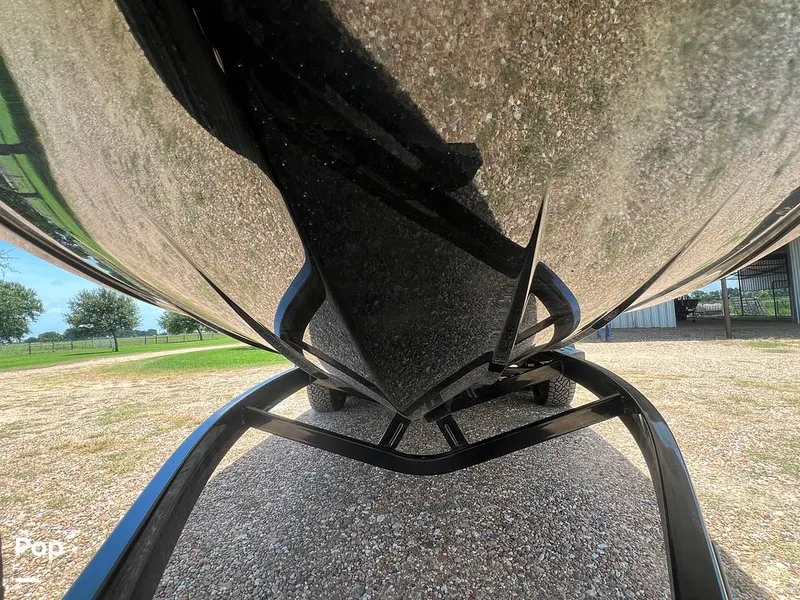 Slide: The Image of Supra SL 575 Raptor 2022 - 16517476