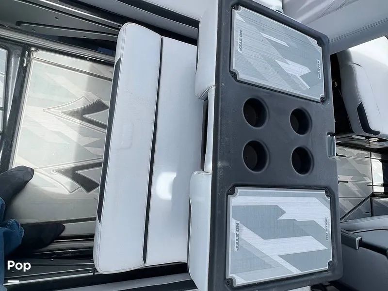 Slide: The Image of Supra SL 575 Raptor 2022 - 16517495