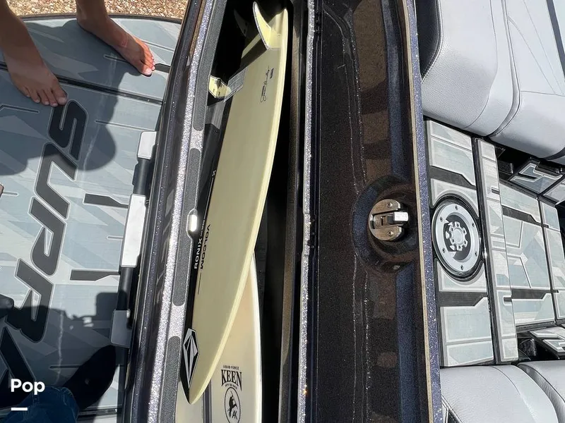 Slide: The Image of Supra SL 575 Raptor 2022 - 16517483