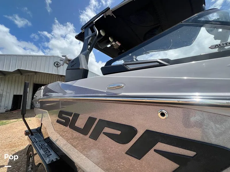 Slide: The Image of Supra SL 575 Raptor 2022 - 16517593